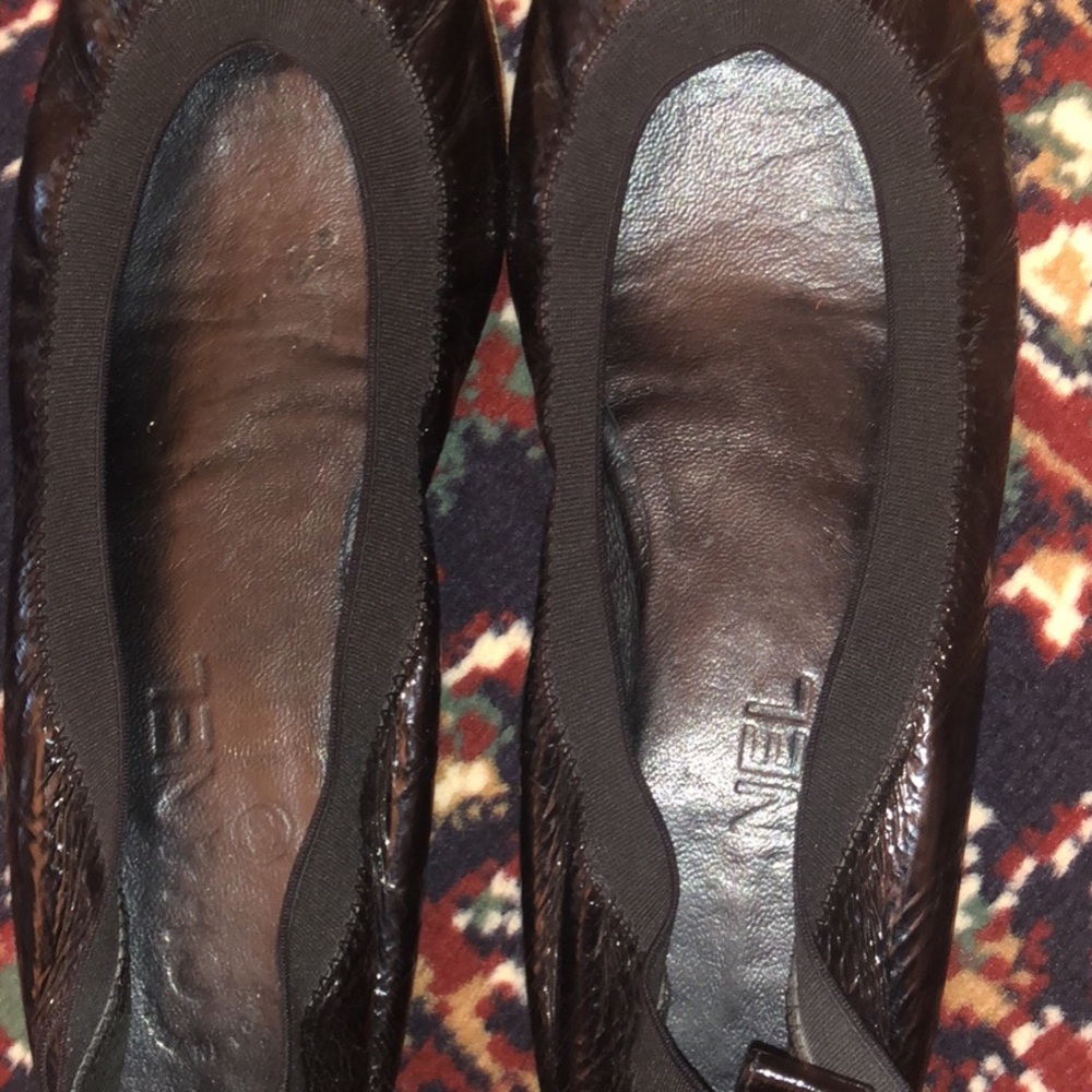 Shoes - Picture 4 of 5